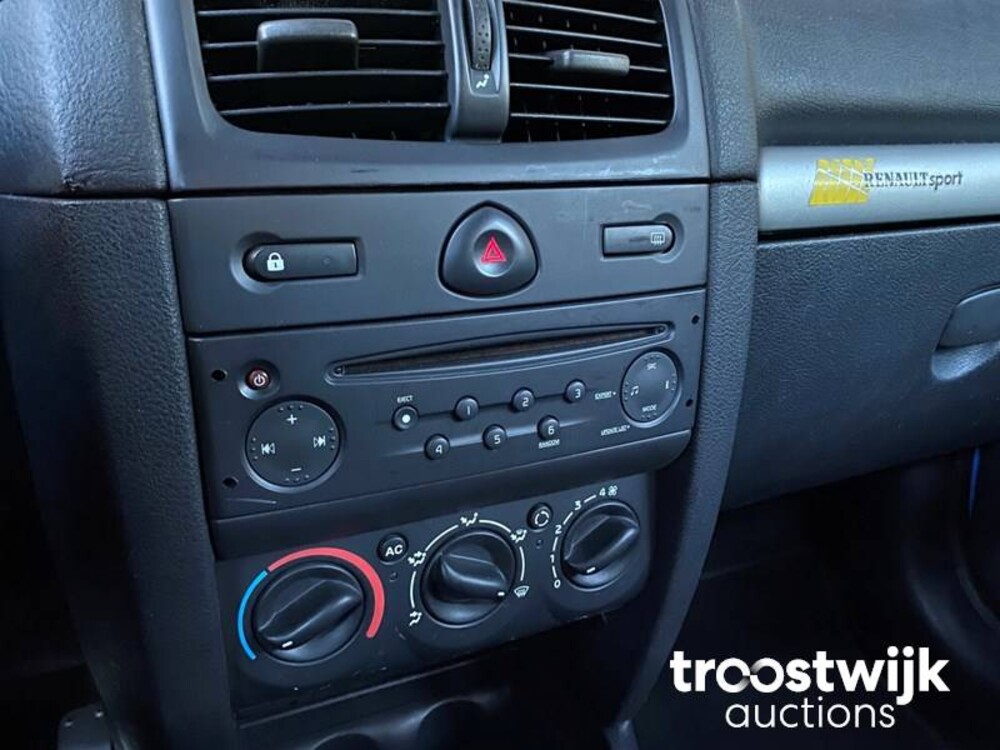 Renault Clio RS 182 / Renault Sport 182 2.0 16v 182pk 2005 -Youngtimer-