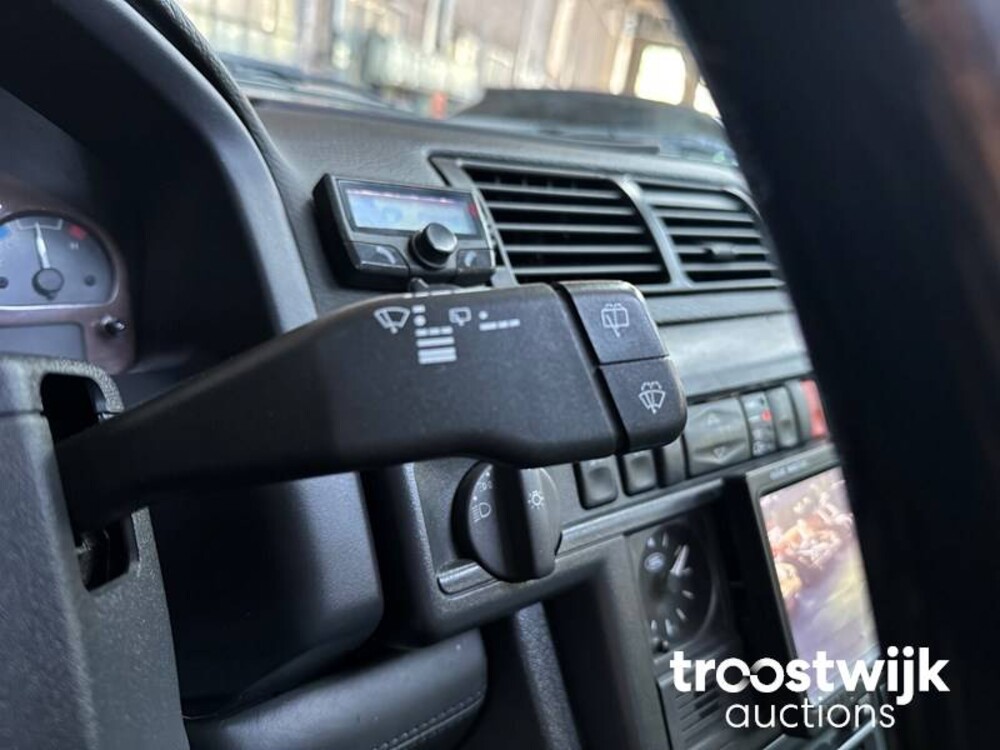 Land Rover Range Rover 4.6 HSE Autobiography 226pk 1999, 24-DF-RT