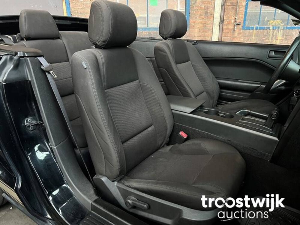 Ford Mustang Cabriolet 4.0 V6 Cabriolet 209pk 2007 -Youngtimer-