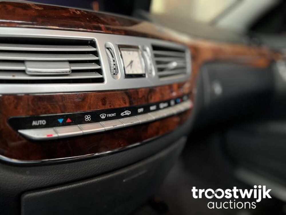 Mercedes-Benz S500 Lang 5.5 V8 Lorinser 388pk 2006 -Youngtimer-