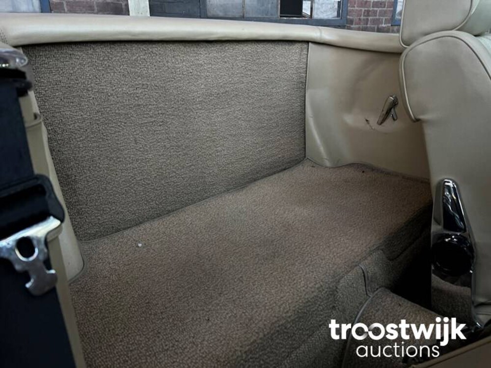 Mercedes-Benz 450SL Roadster 218pk 1977 SL-Klasse, 30-YD-72