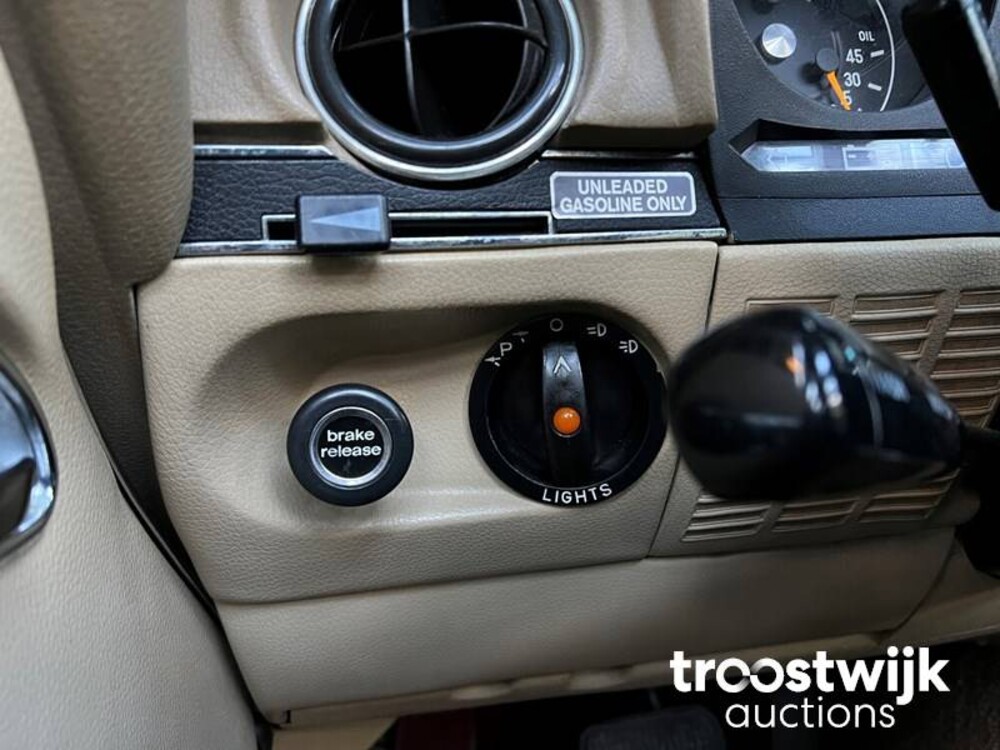 Mercedes-Benz 450SL Roadster 218pk 1977 SL-Klasse, 30-YD-72