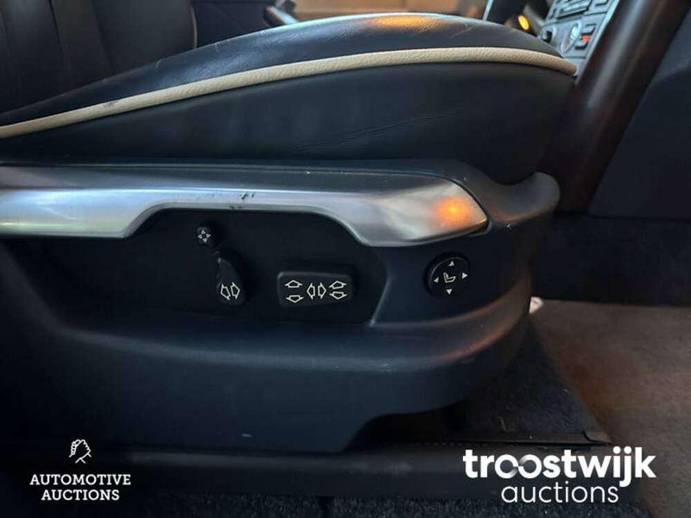 Land Rover Range Rover Vogue 4.4 V8 286pk 2004, XR-020-T