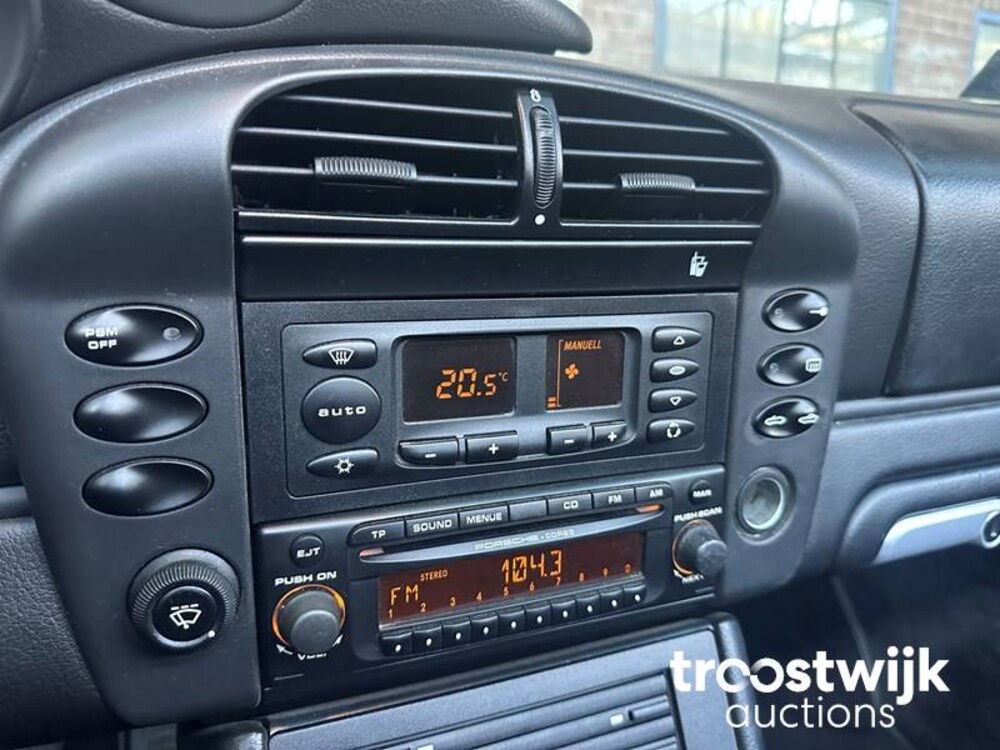 Porsche 911 996 Carrera 4 cabrio 3.6 320pk 2003 -Youngtimer-