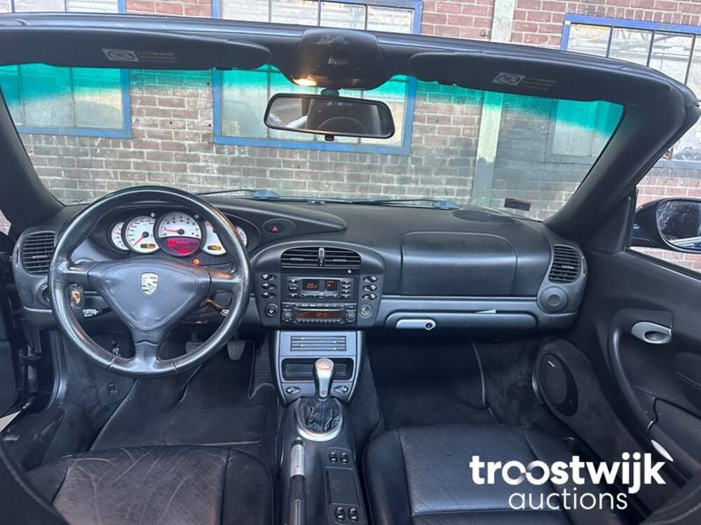 Porsche 911 996 Carrera 4 cabrio 3.6 320pk 2003 -Youngtimer-