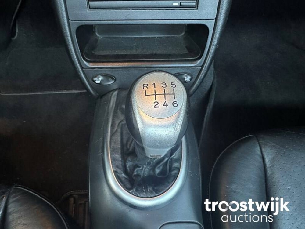 Porsche 911 996 Carrera 4 cabrio 3.6 320pk 2003 -Youngtimer-