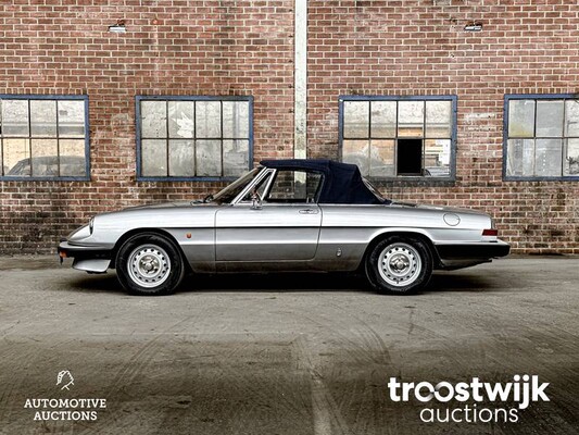 Alfa Romeo Spider 2.0 Veloce 128pk 1984, JD-XP-73