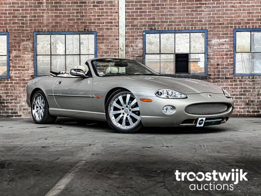 Jaguar XK8 4.0 V8 Convertible 284pk 1997, 95-SR-DX