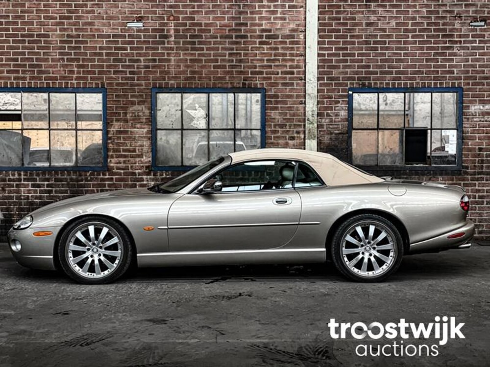 Jaguar XK8 4.0 V8 Convertible 284pk 1997, 95-SR-DX