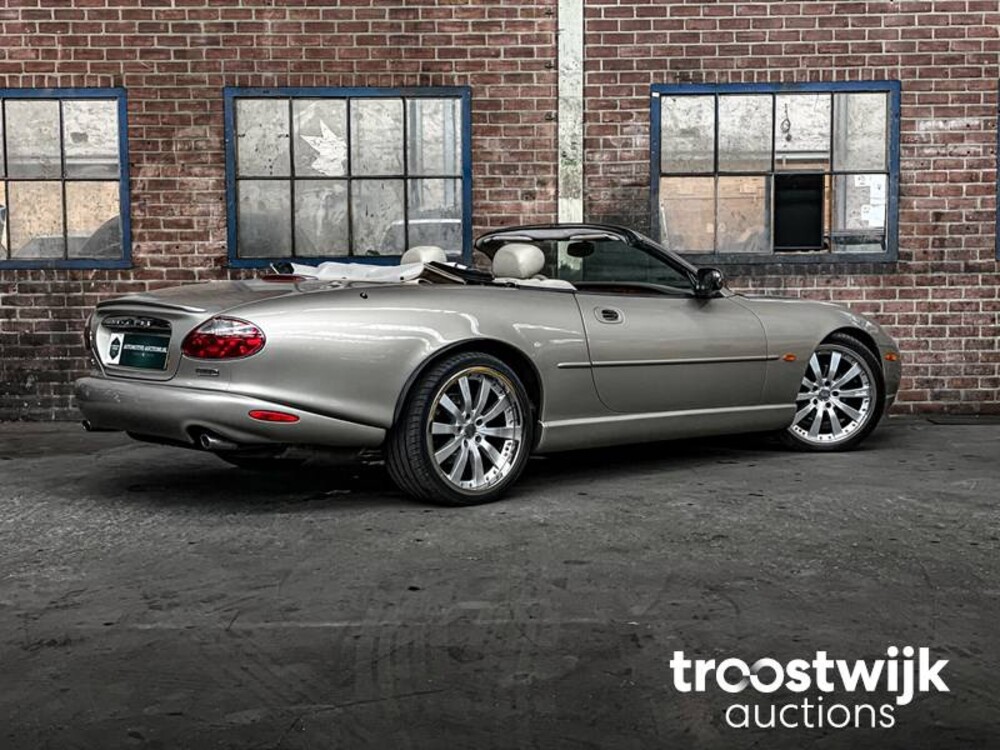 Jaguar XK8 4.0 V8 Convertible 284pk 1997, 95-SR-DX