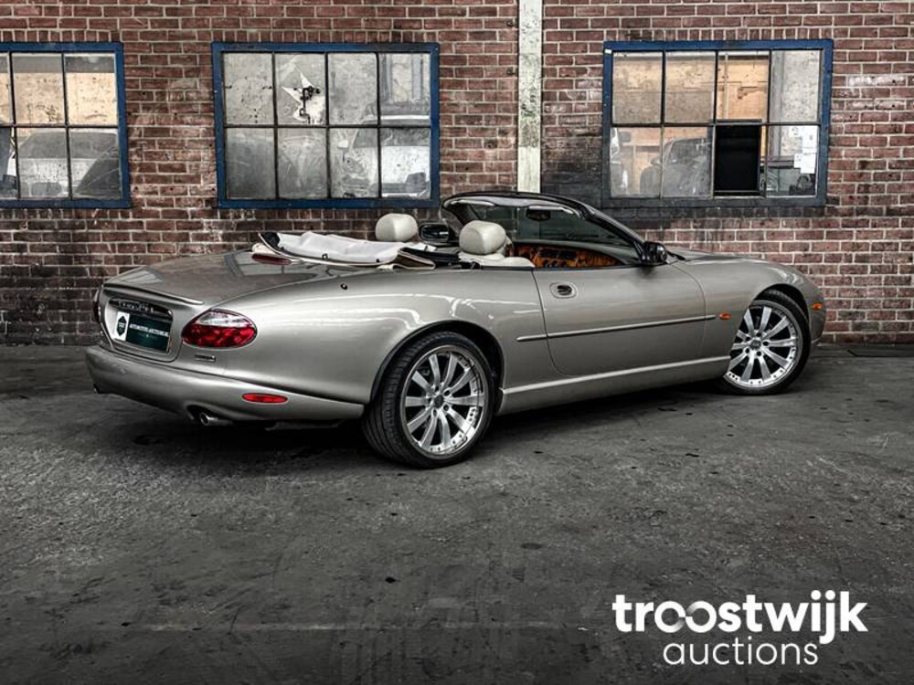 Jaguar XK8 4.0 V8 Convertible 284pk 1997, 95-SR-DX