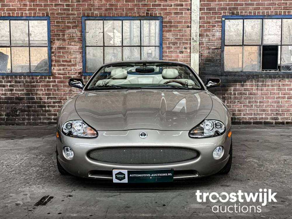Jaguar XK8 4.0 V8 Convertible 284pk 1997, 95-SR-DX