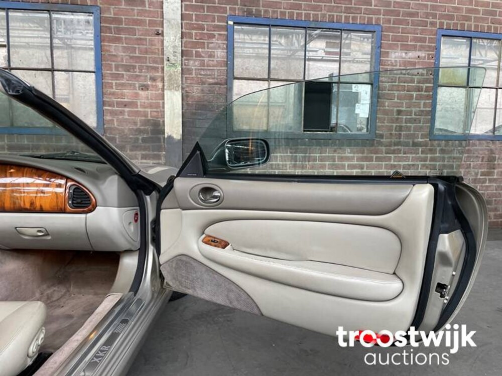 Jaguar XK8 4.0 V8 Convertible 284pk 1997, 95-SR-DX