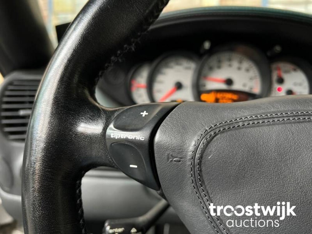 Porsche 911 996 Carrera 4S 3.6 320pk 2003 -Youngtimer-