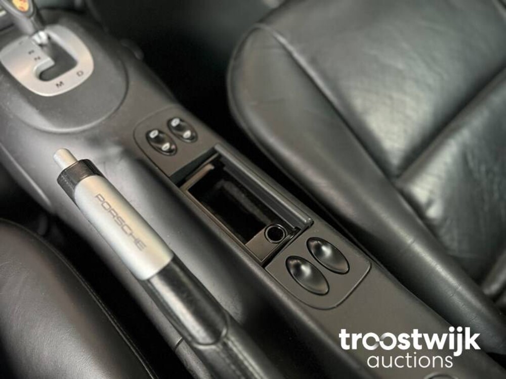 Porsche 911 996 Carrera 4S 3.6 320pk 2003 -Youngtimer-