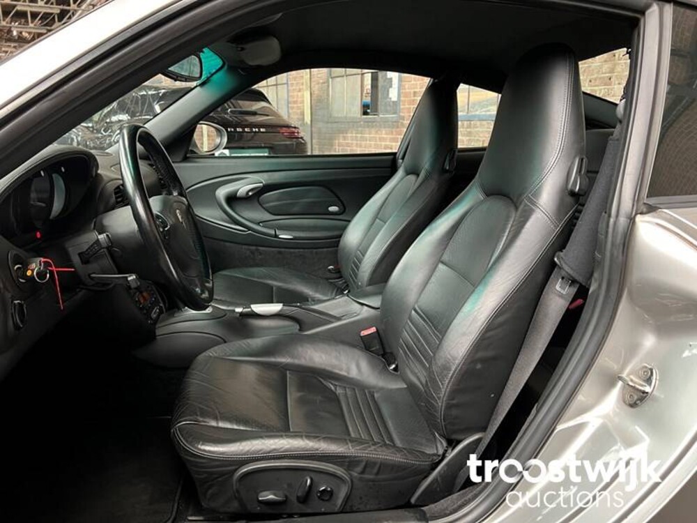 Porsche 911 996 Carrera 4S 3.6 320pk 2003 -Youngtimer-