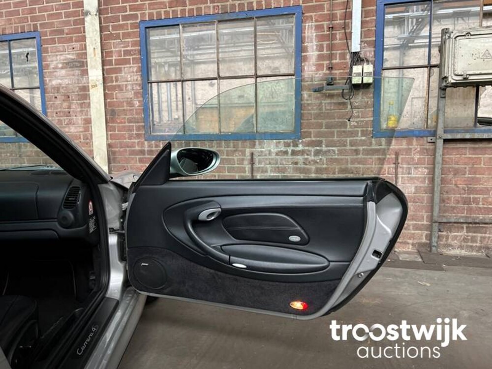 Porsche 911 996 Carrera 4S 3.6 320pk 2003 -Youngtimer-