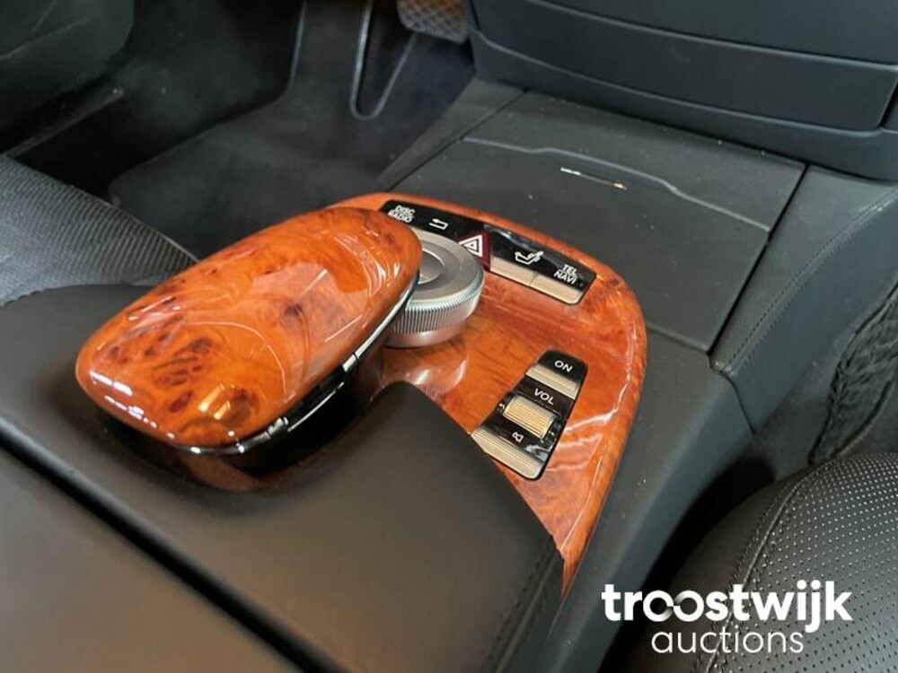 Mercedes-Benz S600 Lang 5.5 V12 517pk 2007 -Youngtimer-