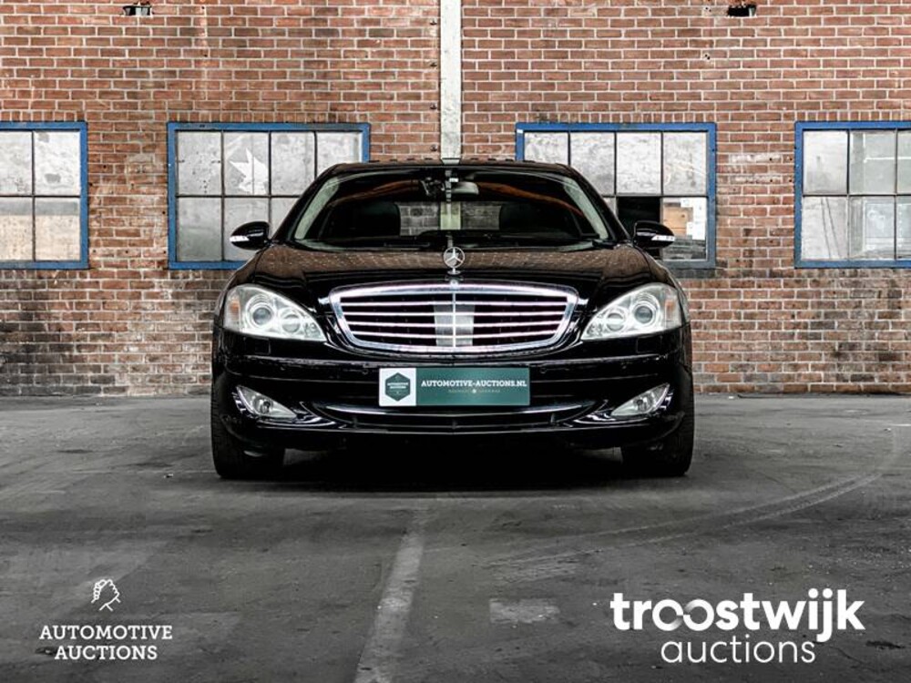 Mercedes-Benz S600 Lang 5.5 V12 517pk 2007 -Youngtimer-
