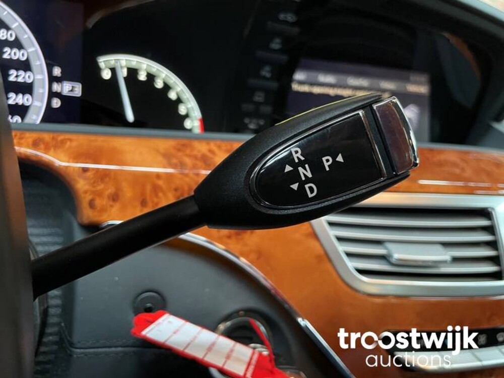 Mercedes-Benz S600 Lang 5.5 V12 517pk 2007 -Youngtimer-