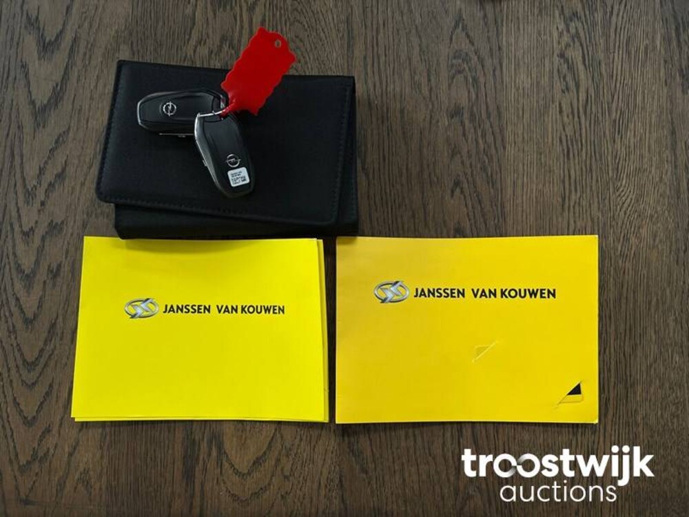 Opel Grandland X Turbo Business Executive 131pk 2018 -Orig. NL-, TR-492-D