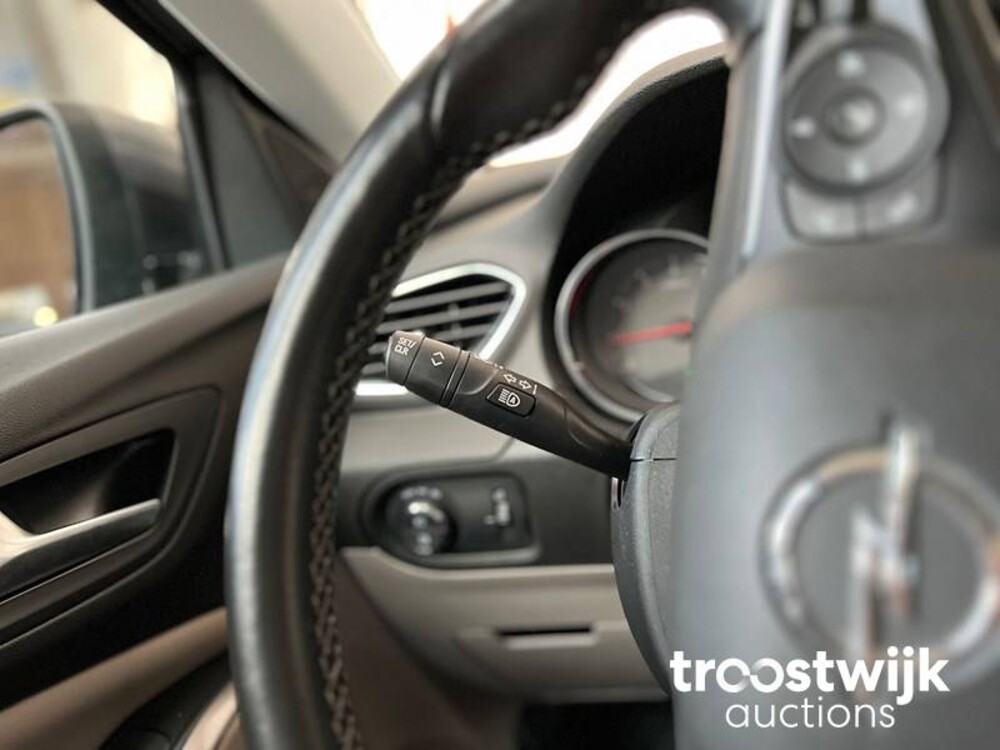 Opel Grandland X Turbo Business Executive 131pk 2018 -Orig. NL-, TR-492-D