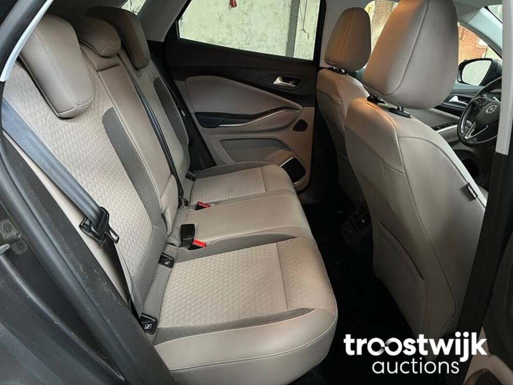 Opel Grandland X Turbo Business Executive 131pk 2018 -Orig. NL-, TR-492-D