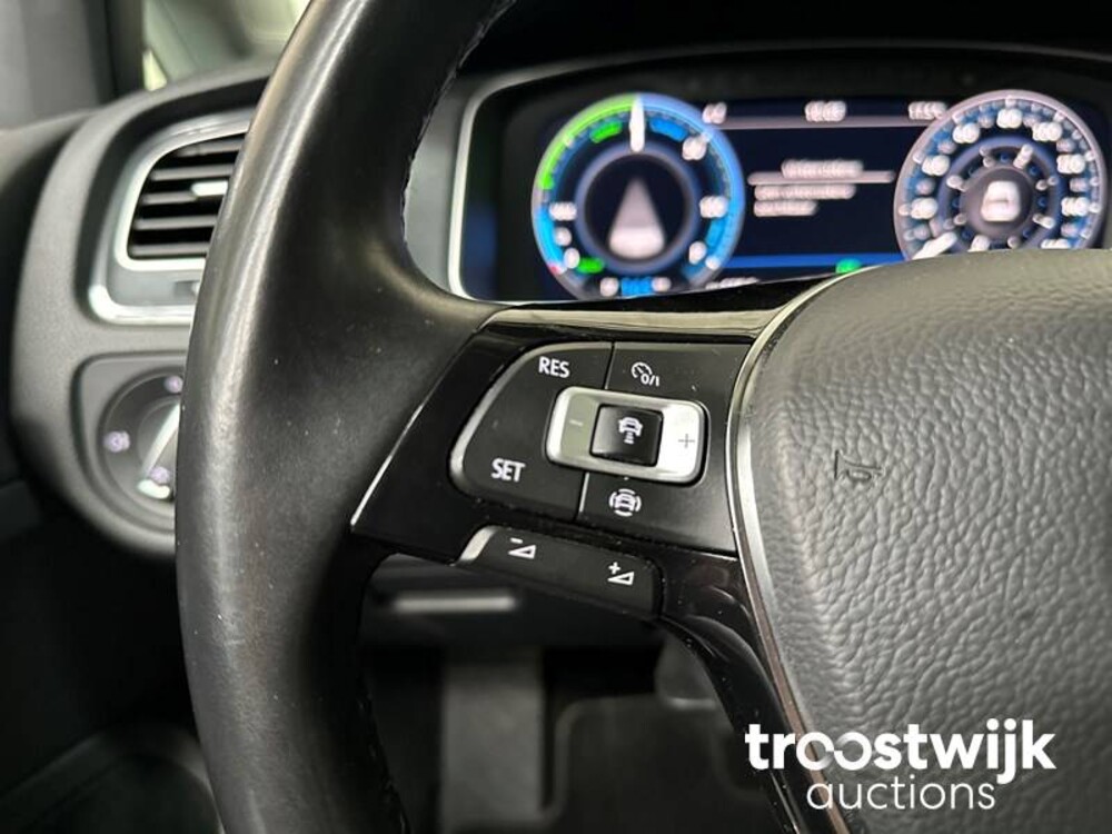Volkswagen Golf e-Golf 136pk 2019, G-751-BT