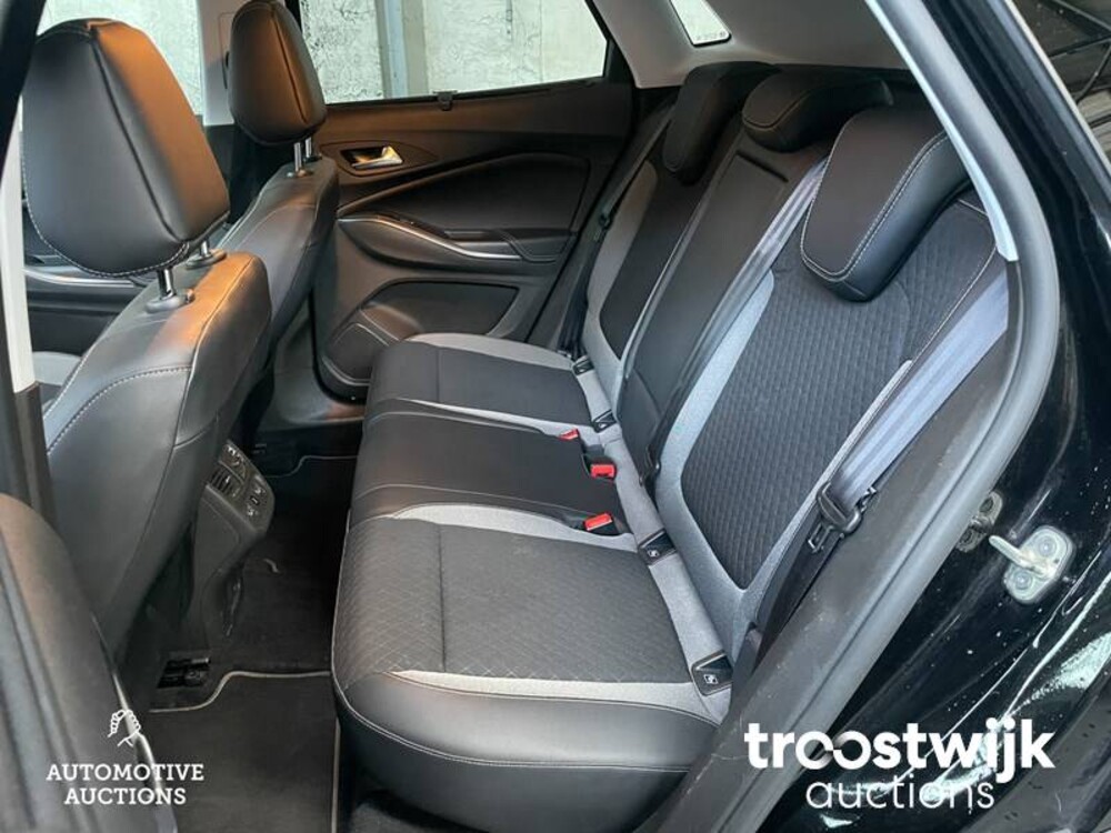 Opel Grandland X 1.2 Turbo Innovation 131pk 2019, H-658-PK