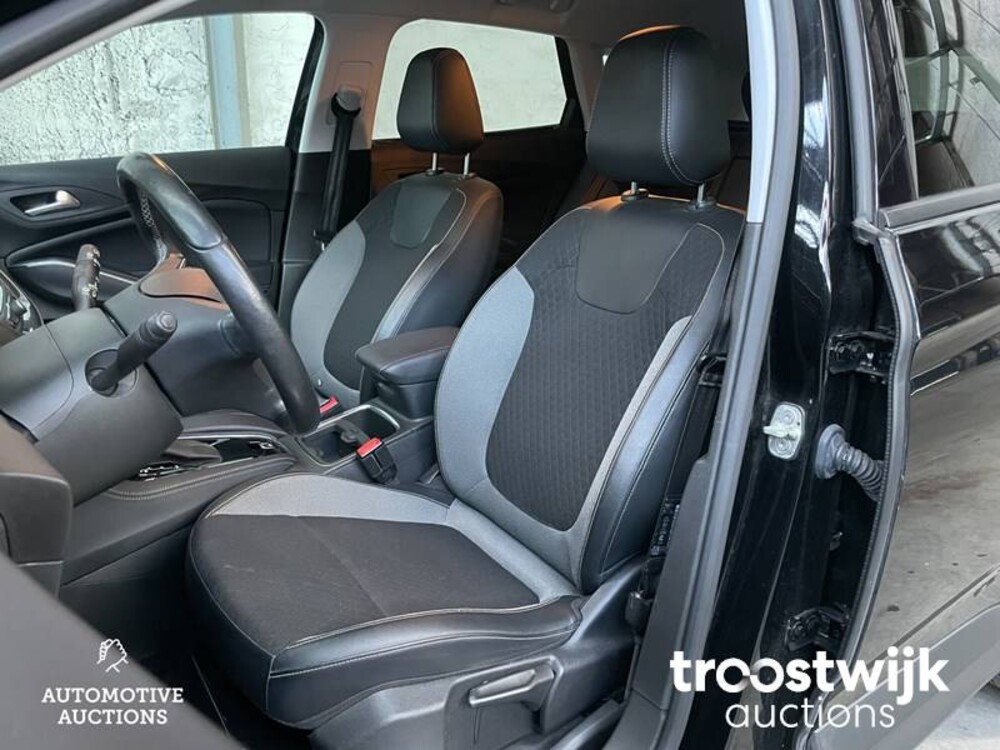 Opel Grandland X 1.2 Turbo Innovation 131pk 2019, H-658-PK