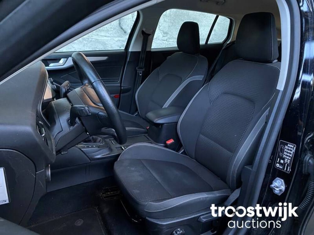 Ford Focus Wagon EcoBoost 101pk 2019 -Orig. NL-, ZR-502-B