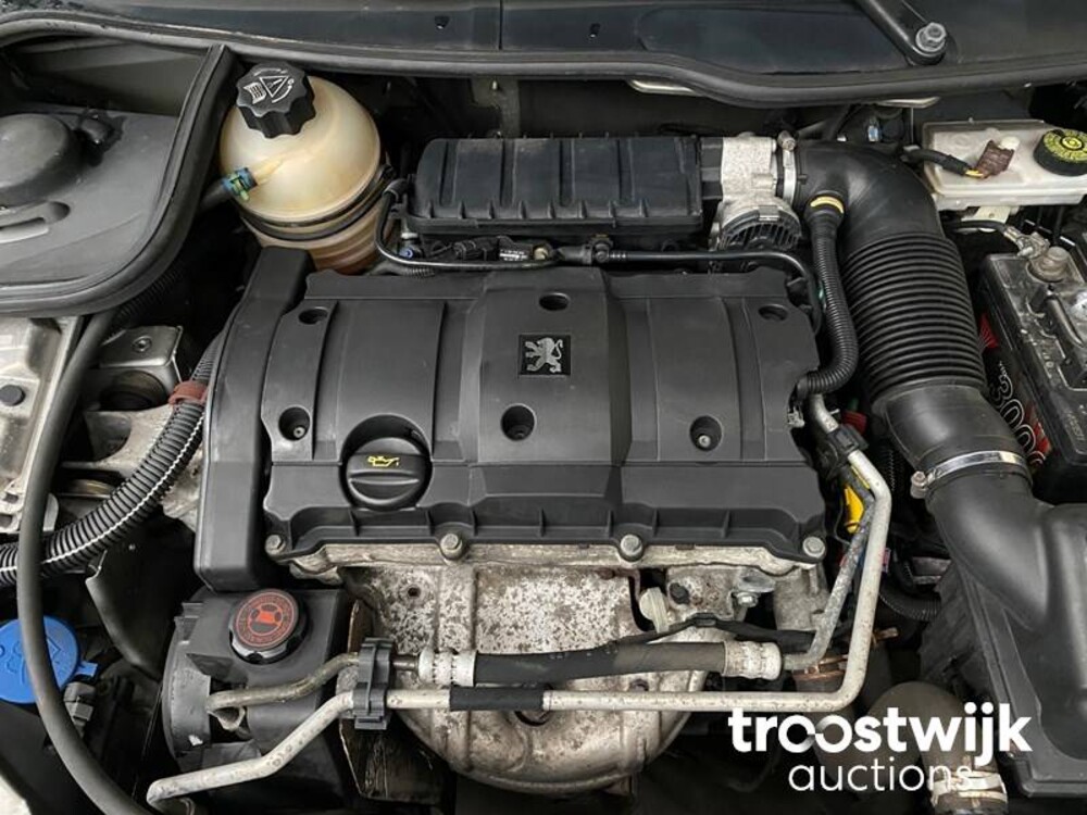 Peugeot 206 CC 1.6-16V 109pk 2002 -Orig. NL-, 83-JK-FL