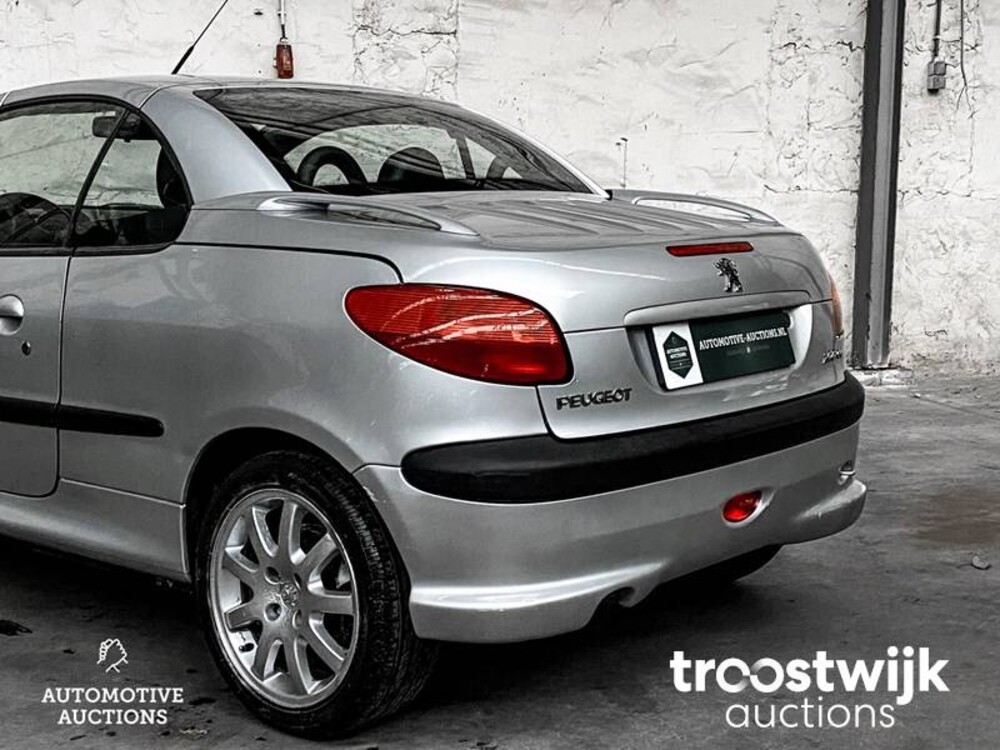 Peugeot 206 CC 1.6-16V 109pk 2002 -Orig. NL-, 83-JK-FL