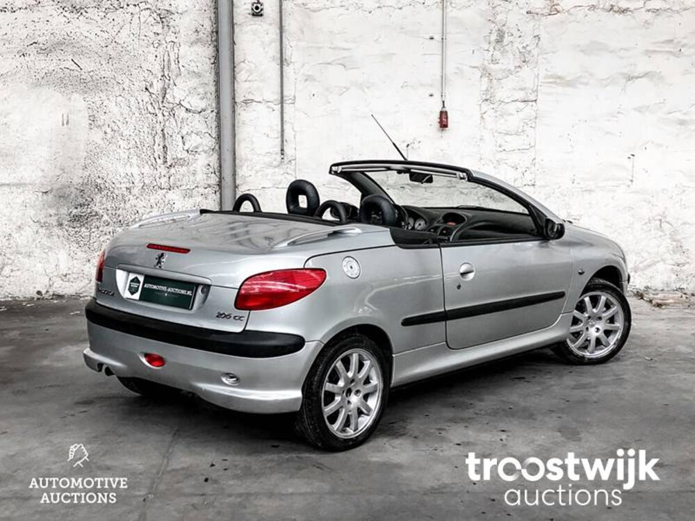 Peugeot 206 CC 1.6-16V 109pk 2002 -Orig. NL-, 83-JK-FL