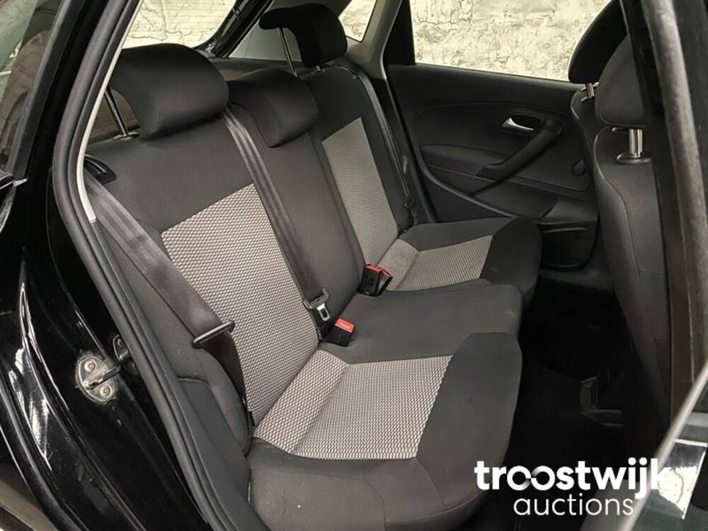 Volkswagen Polo 1.2 TDI BlueMotion Comfortline 75pk 2011 -Orig. NL-, 62-SJL-2