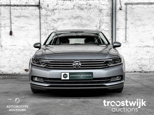 Volkswagen Passat Variant 2.0 TDI Car