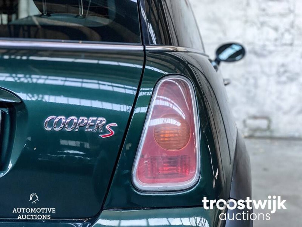 Mini Cooper S 1.6  163pk 2002, 82-JNL-1