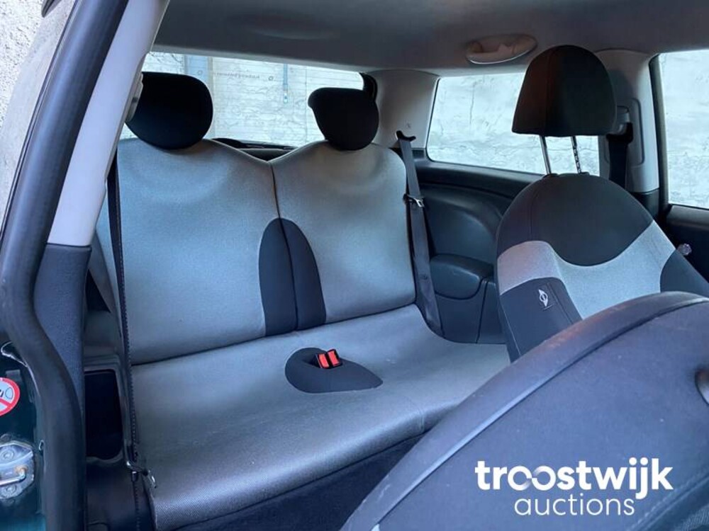 Mini Cooper S 1.6  163pk 2002, 82-JNL-1