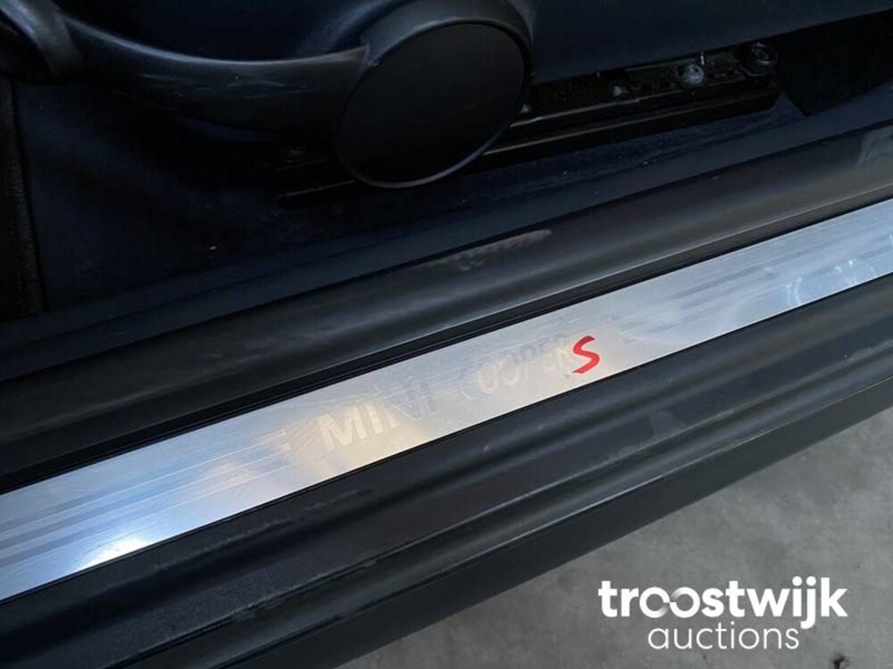 Mini Cooper S 1.6  163pk 2002, 82-JNL-1