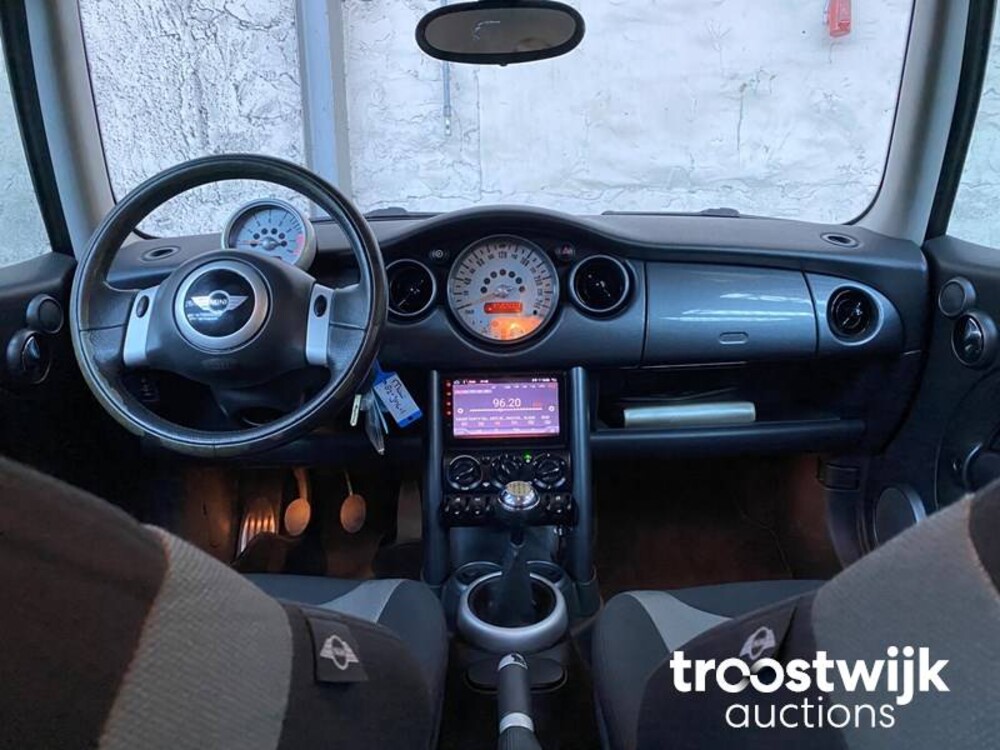Mini Cooper S 1.6  163pk 2002, 82-JNL-1