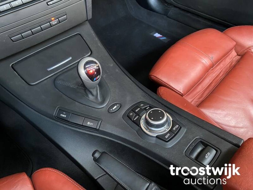 BMW M3 E93 4.0 V8 420pk 2012 DCT