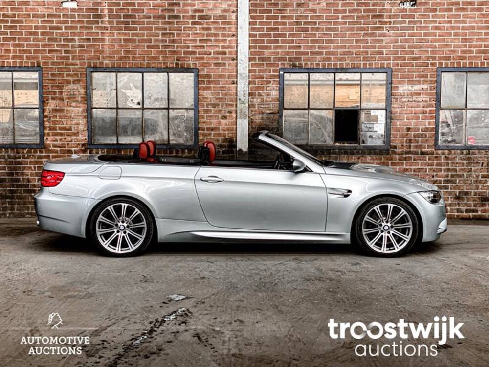 BMW M3 E93 4.0 V8 420pk 2012 DCT