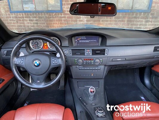 BMW M3 E93 4.0 V8 420pk 2012 DCT