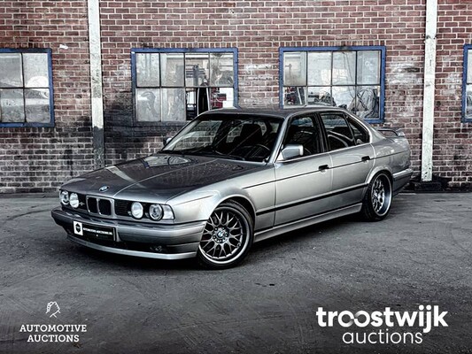 BMW 535i Hartge E34 5-serie 239pk 1989, XV-93-JS