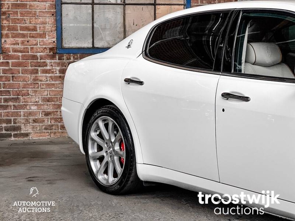 Maserati  Quattroporte 4.2 V8 Executive GT 401pk 2007 -Youngtimer-
