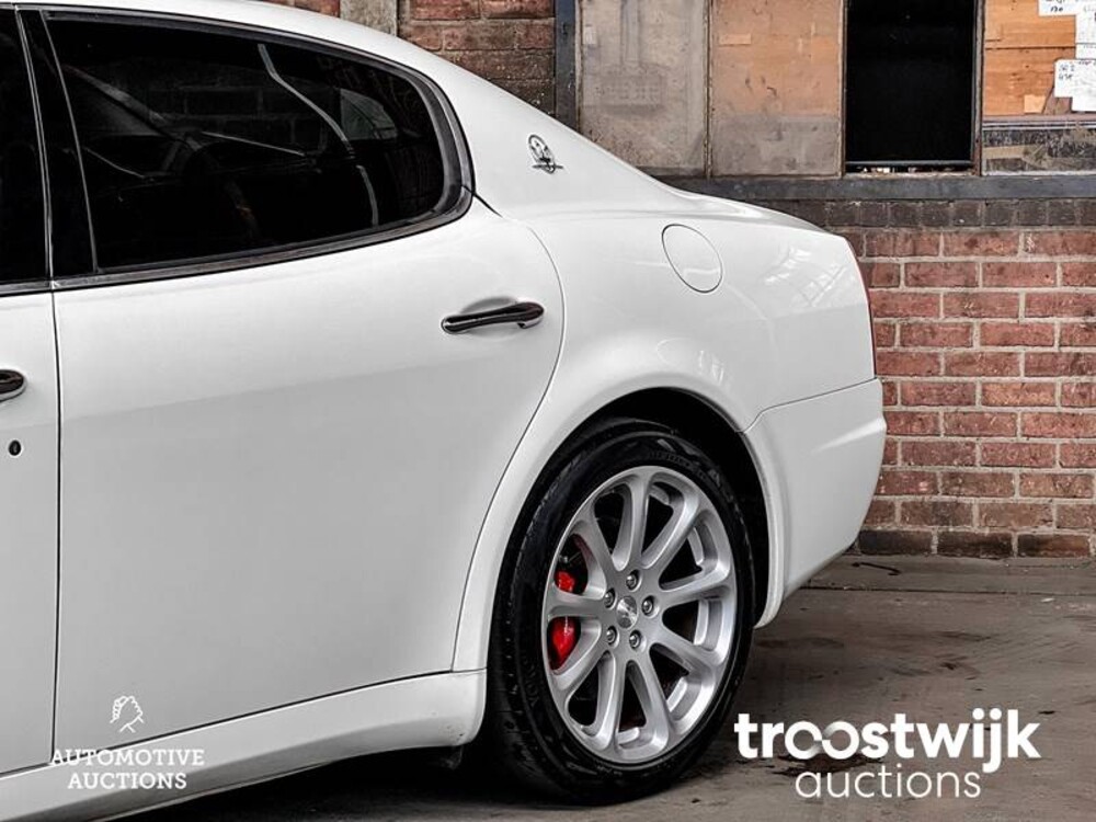 Maserati  Quattroporte 4.2 V8 Executive GT 401pk 2007 -Youngtimer-