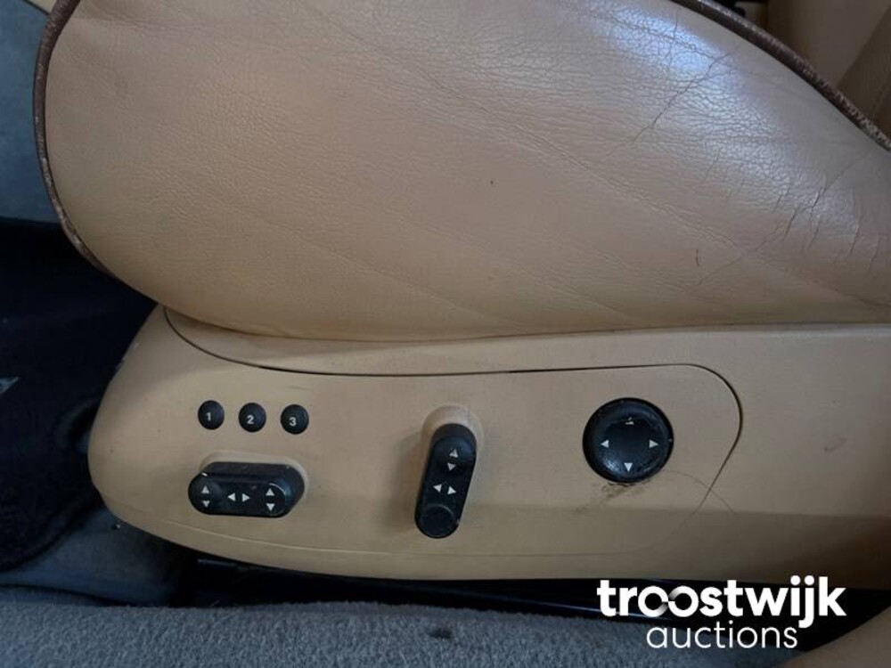 Maserati Quattroporte 4.2 V8  400pk 2007 -Youngtimer- ZF