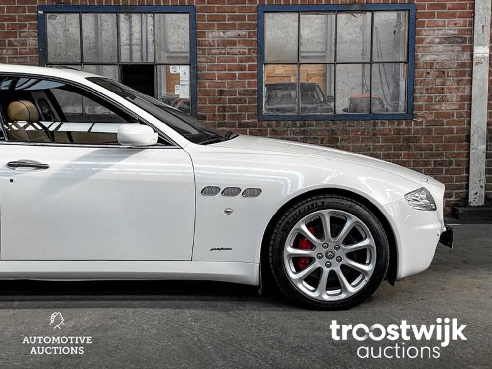 Maserati Quattroporte 4.2 V8  400pk 2007 -Youngtimer- ZF