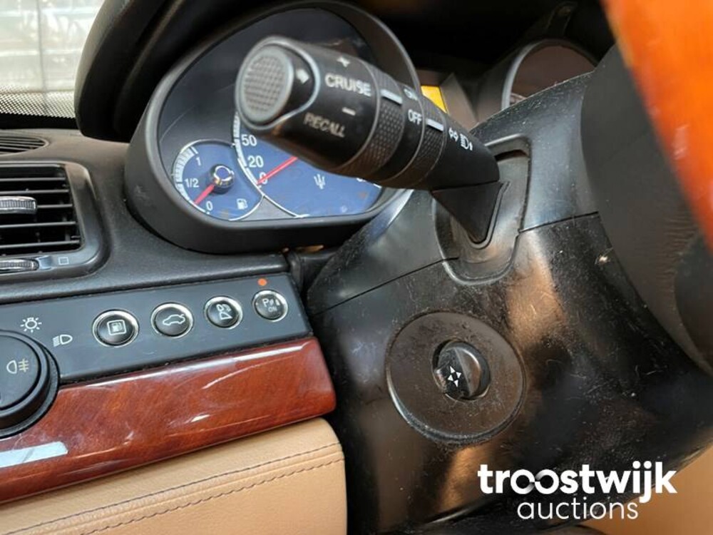 Maserati Quattroporte 4.2 V8  400pk 2007 -Youngtimer- ZF