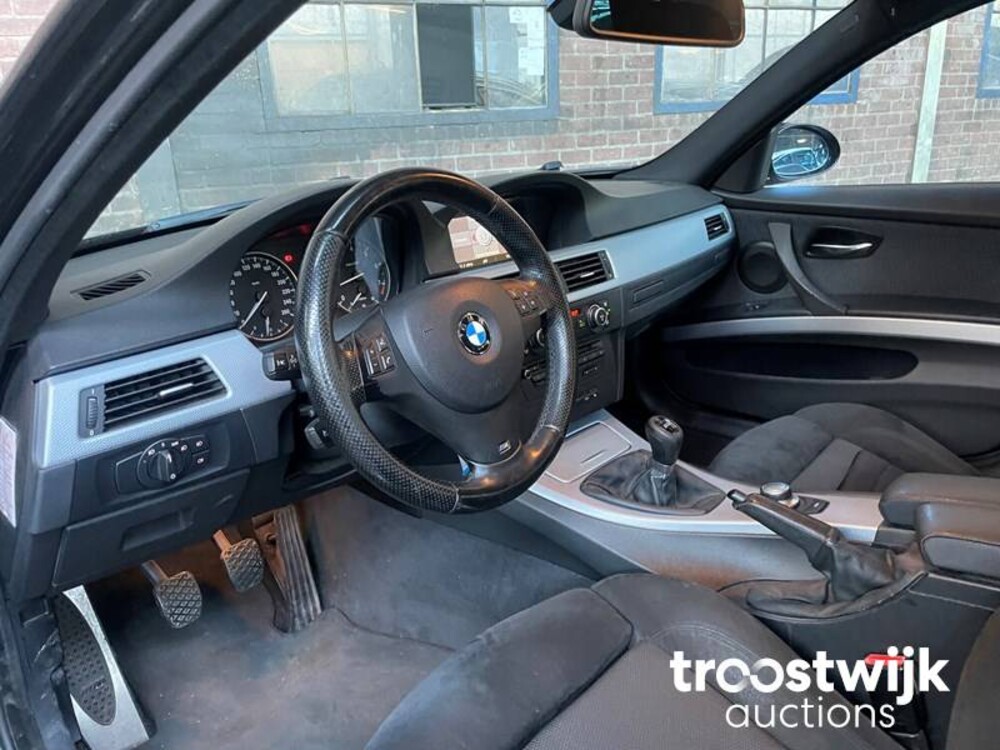 BMW 320i Touring M-Sport E91 2.0  170pk 2008 3-serie, 8-ZPV-50